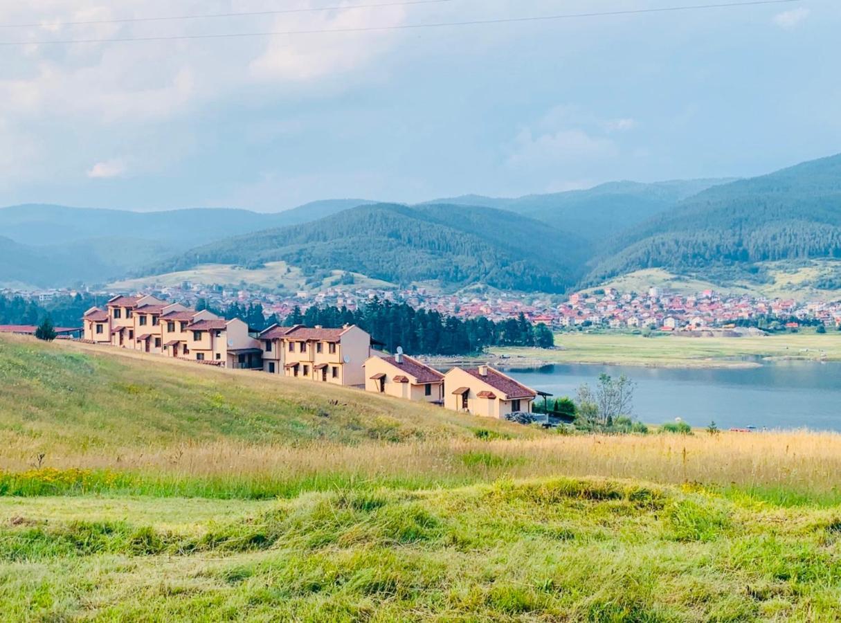 Vip Complex Hotell Sŭrnitsa Exteriör bild