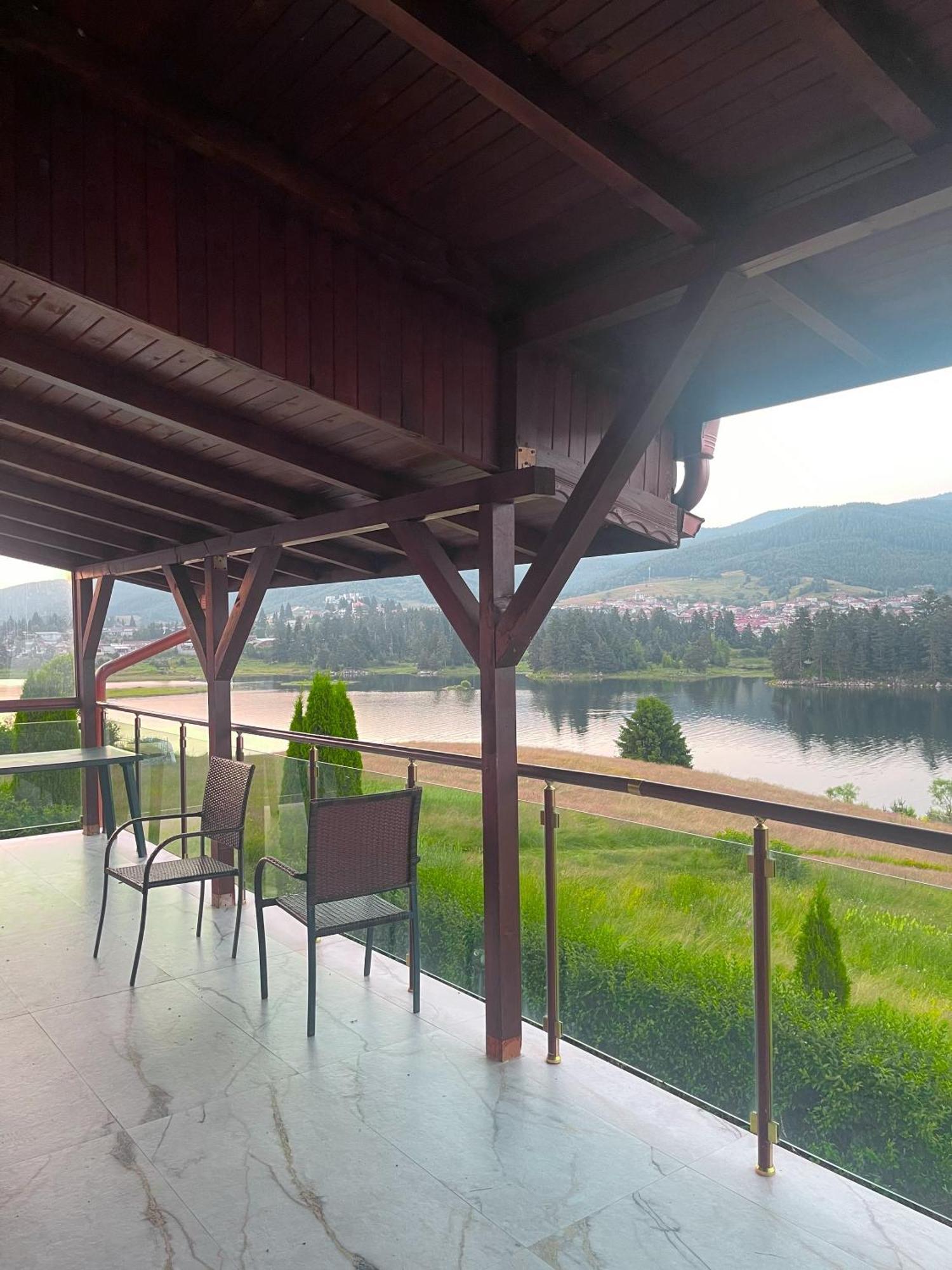 Vip Complex Hotell Sŭrnitsa Exteriör bild