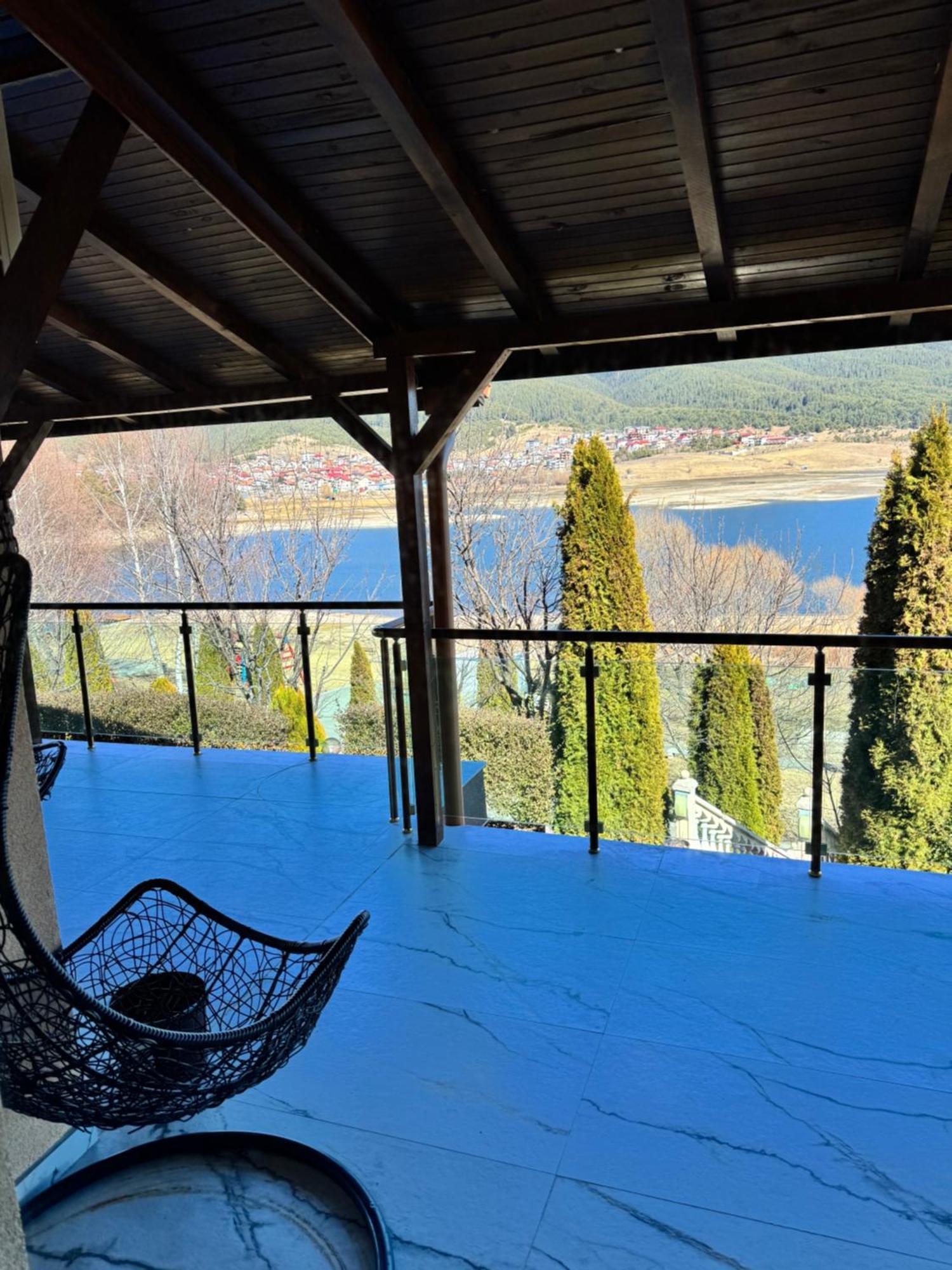 Vip Complex Hotell Sŭrnitsa Exteriör bild