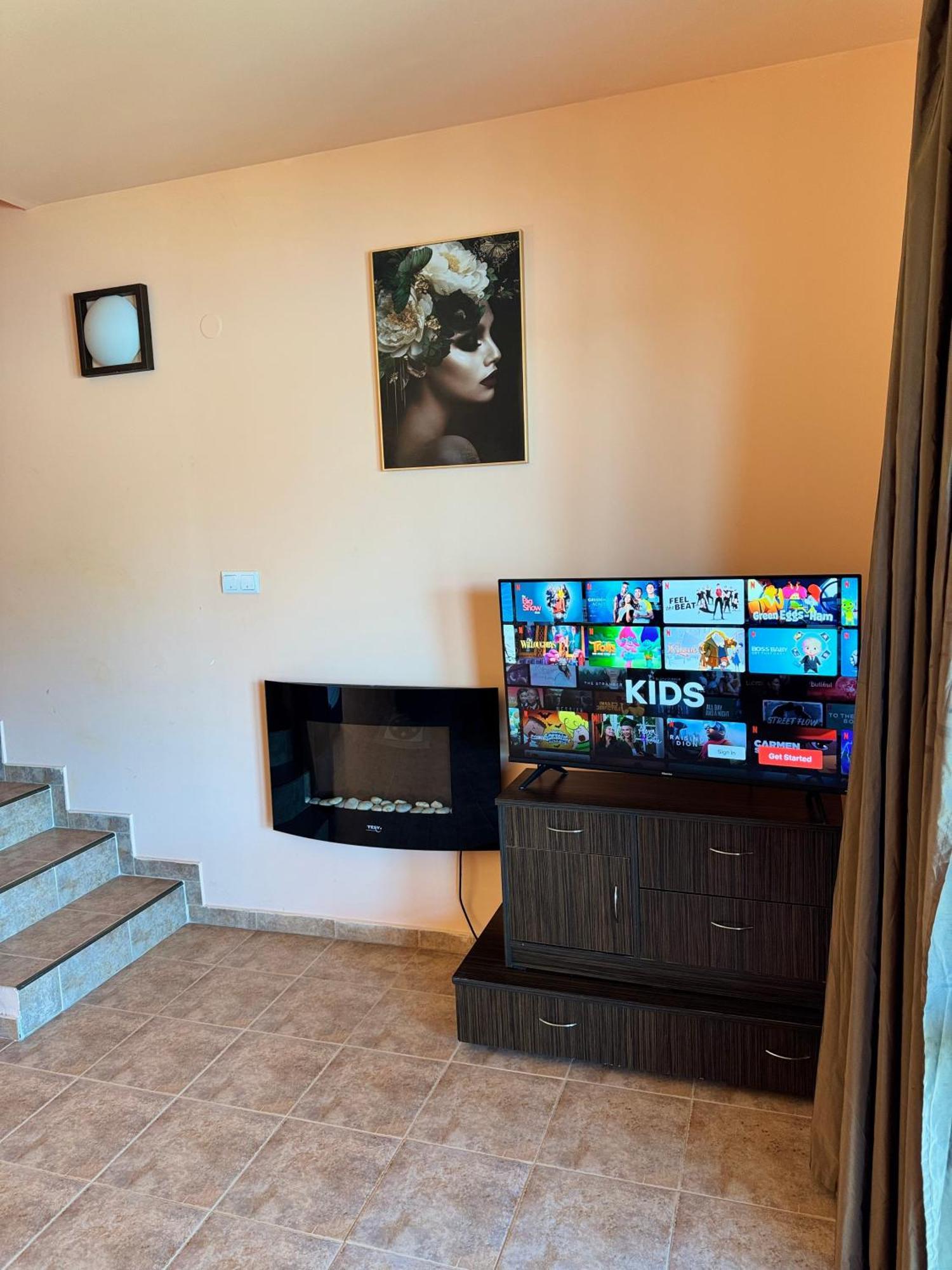 Vip Complex Hotell Sŭrnitsa Exteriör bild